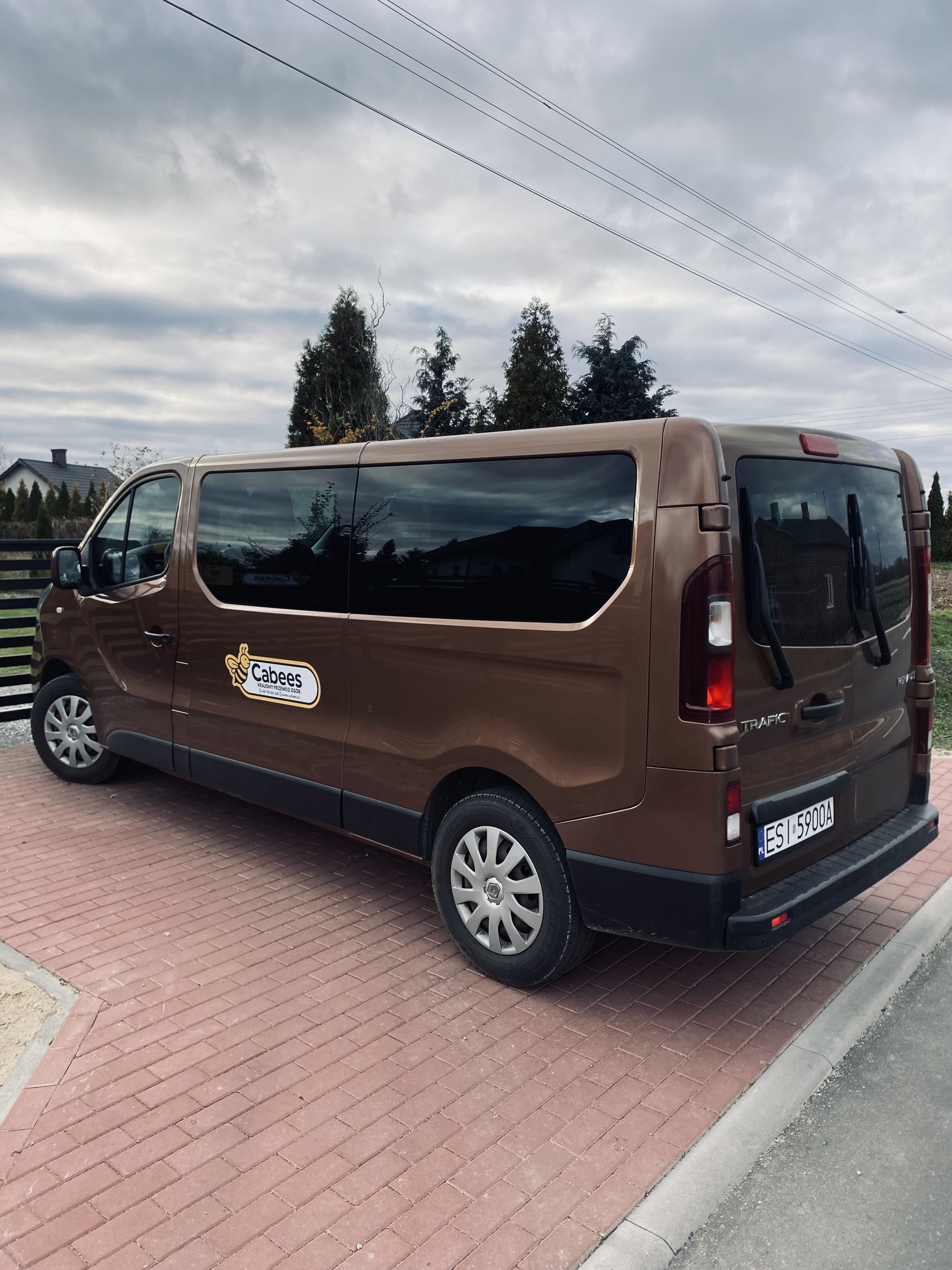 Bus 9-osobowy - wnętrze